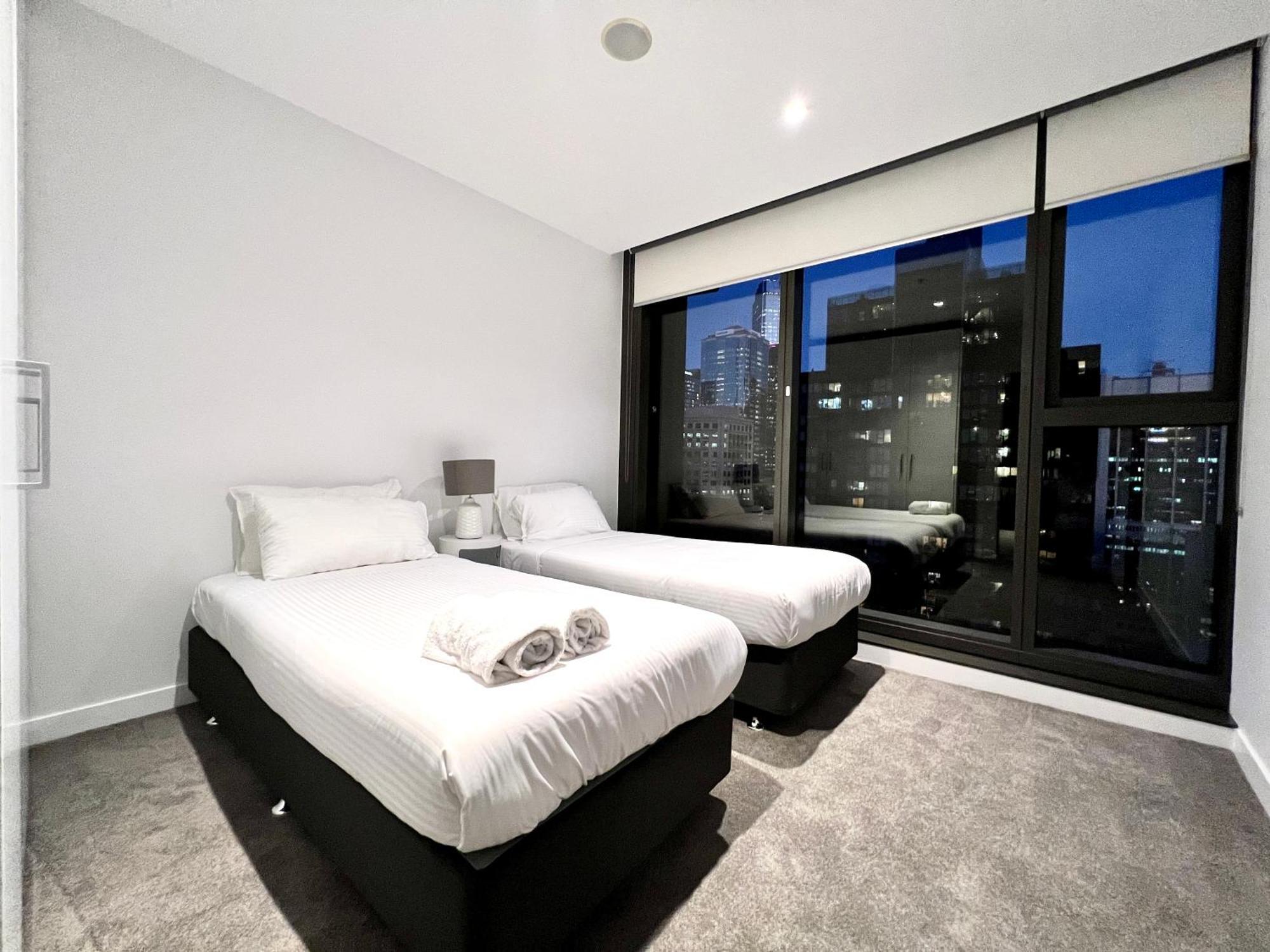 Readyset Apartments At Madison Melbourne Exterior foto